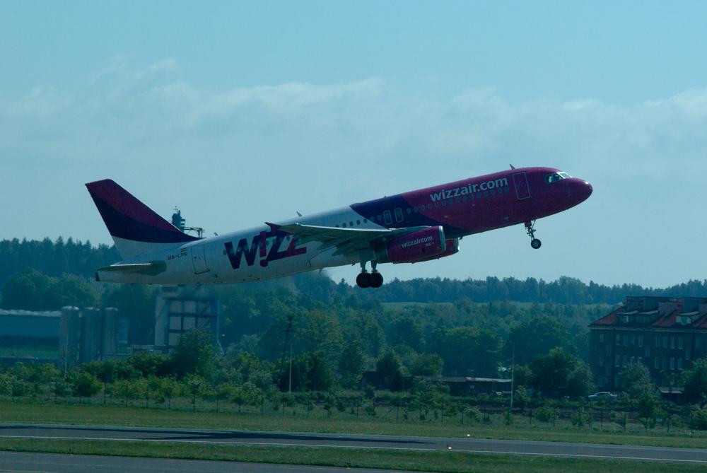 Wizz Air uruchamia nowe codzienne połączenie z Warszawy. Polecimy do Londynu-Gatwick