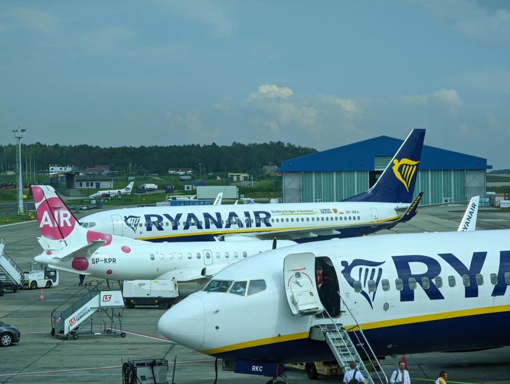 Pierwsze lotnisko w Europie bez paliwa. Problemy mogą odbić się na lotach z Polski